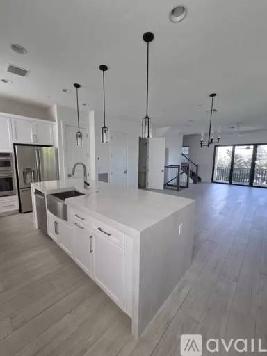Main picture of 12711 Machiavelli Way