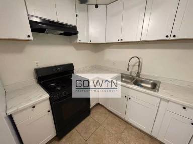 Main picture of 608 N Drew St E