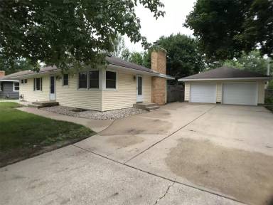 Main picture of 3306 Canterbury Dr