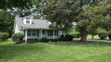 Main picture of 7161 Dabneys Mill Rd