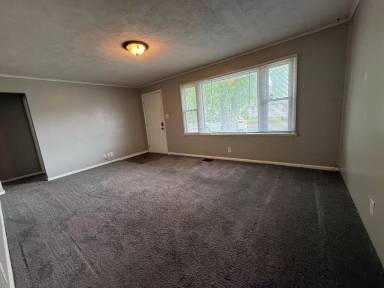 Main picture of 3511 S Ebright St