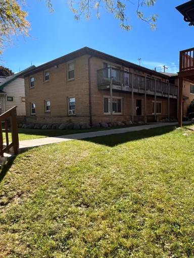 Main picture of 8219 W Appleton Ave