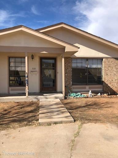 Main picture of 510 W 22nd St