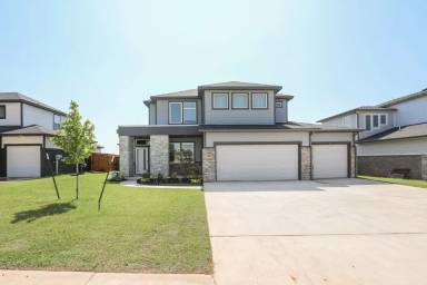 Main picture of 2200 El Cajon St