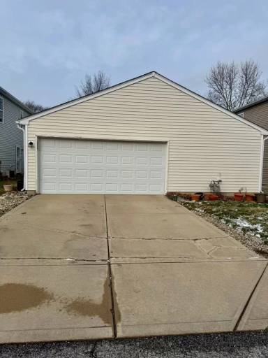 Main picture of 2783 Brewster Ln