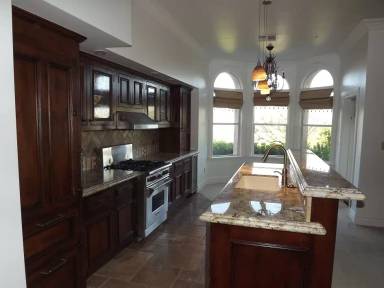 Main picture of 10 Strada Di Circolo