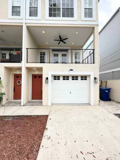 Main picture of 3006 W Julia St