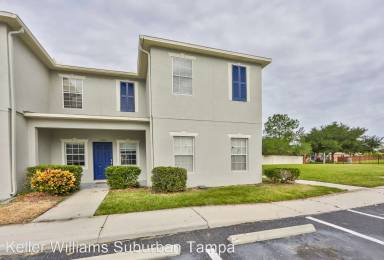 Main picture of 12966 Kings Crossing Dr