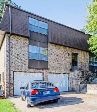 Main picture of 4651 Cary Ln