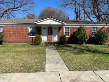 Main picture of 3540 Bost St