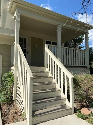 Main picture of 1005 Iliad Way