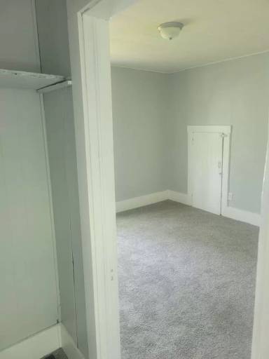 Main picture of 922 N Jefferson St
