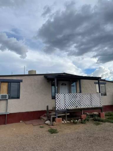 Main picture of 555 W Suni Dr