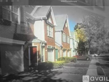 Main picture of 1702 Queen Anne Ln