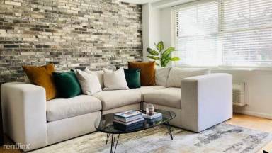 Main picture of Circle Condominiums