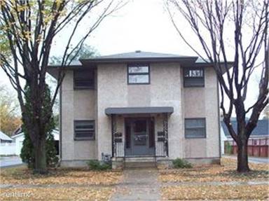 Main picture of 928 2nd Ave NW