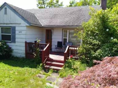 Main picture of 14311 35th Ave NE