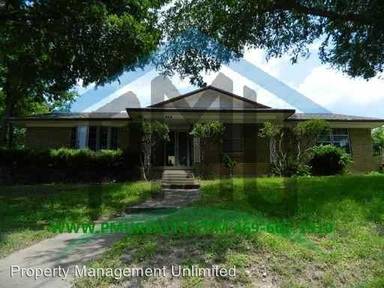 Main picture of 824 Vince Ln