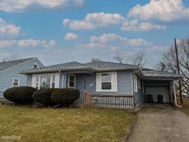 Main picture of 648 Calumet Ave