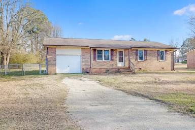 Main picture of 581 Rhodestown Rd