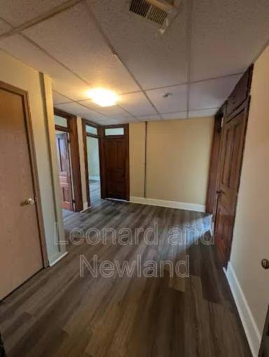Main picture of 906-908 Putnam Ave
