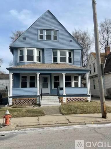 Main picture of 1437 W 85th St