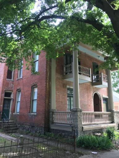 Main picture of 514 E 9th St