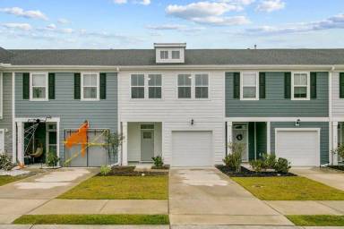 Main picture of 770 Trotters Ln