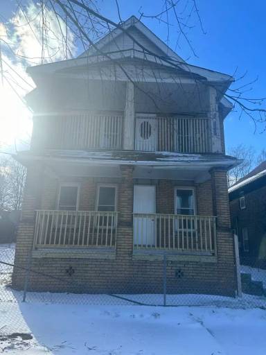 Main picture of 1386 E 43rd St