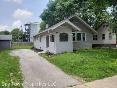 Main picture of 807 S McCann Ave