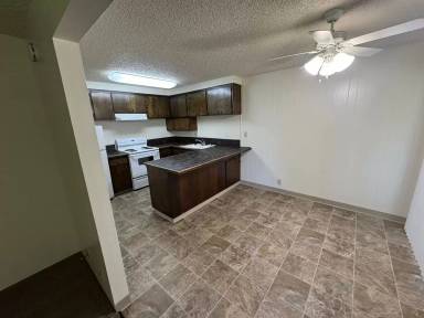 Main picture of 37 Cameo Dr