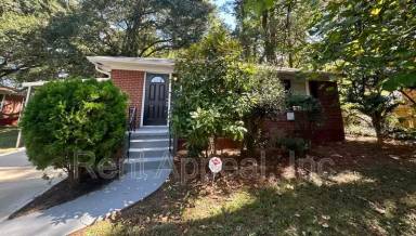 Main picture of 2556 Old Hapeville Rd SW
