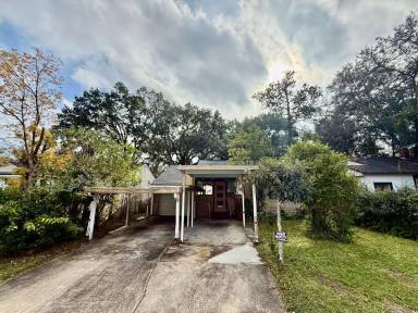 Main picture of 3510 Stanley St