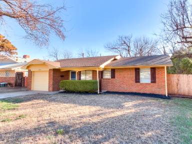 Main picture of 5214 N Mueller Ave