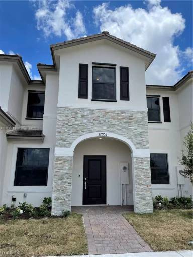 Main picture of 12953 SW 234th St
