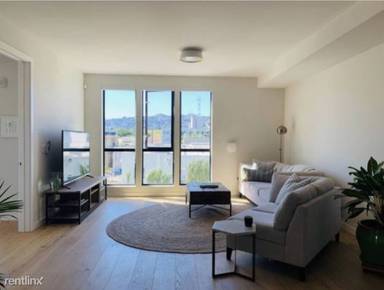 Main picture of 2600 Harrison St