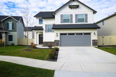 Main picture of 190 N Wooddale Ave