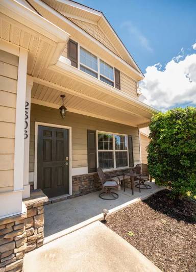 Main picture of 2606 5th St