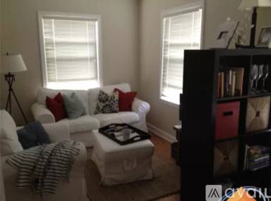 Main picture of 2030 Williams St