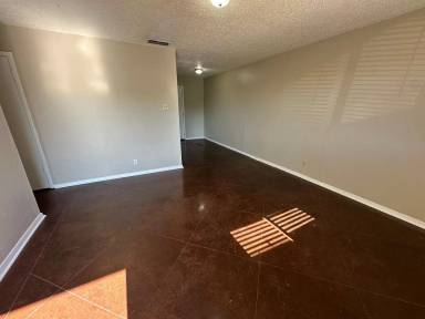 Main picture of 210 Memory Ln