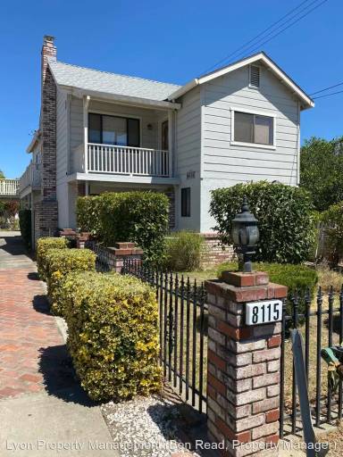 Main picture of 8115 Freeport Blvd