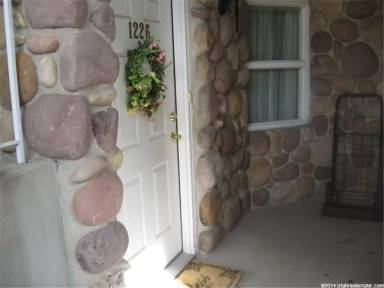 Main picture of 1226 W 1420 N