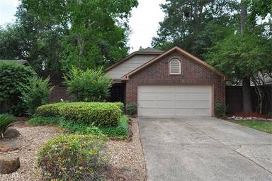 Main picture of 3319 Beech Point Dr