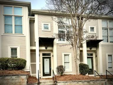 Main picture of 1007 Park West Dr