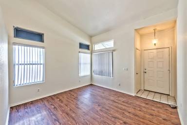 Main picture of 1854 Vista del Oso Way