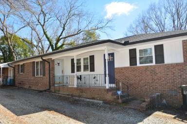 Main picture of 119A S Hardee St