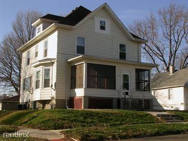 Main picture of 109 S Western Ave