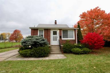 Main picture of 19441 Eastland St