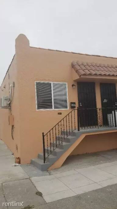 Main picture of 5817 Eastlawn St