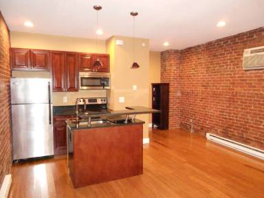 Main picture of 98 Knight St